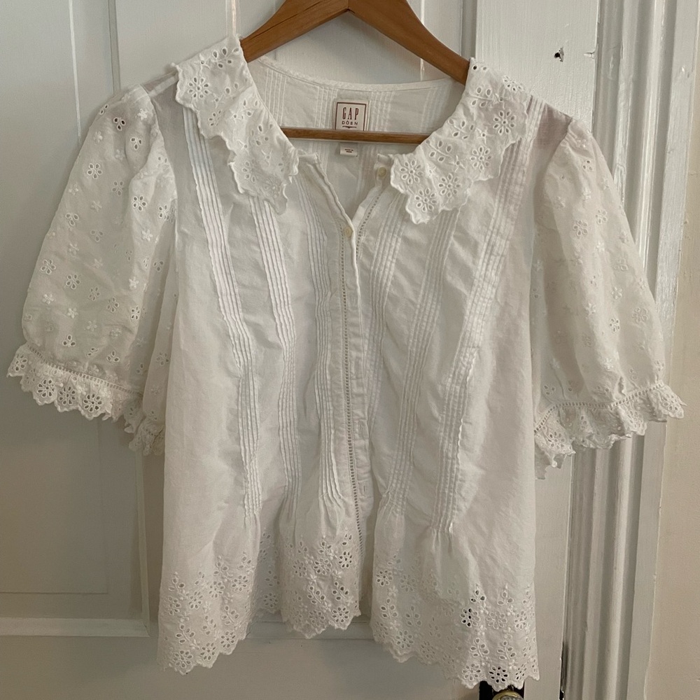 Doen x GAP White Eyelet Blouse